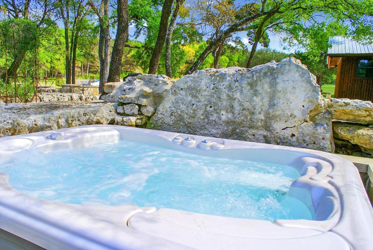 Creekside Falls Wimberley Kültér fotó