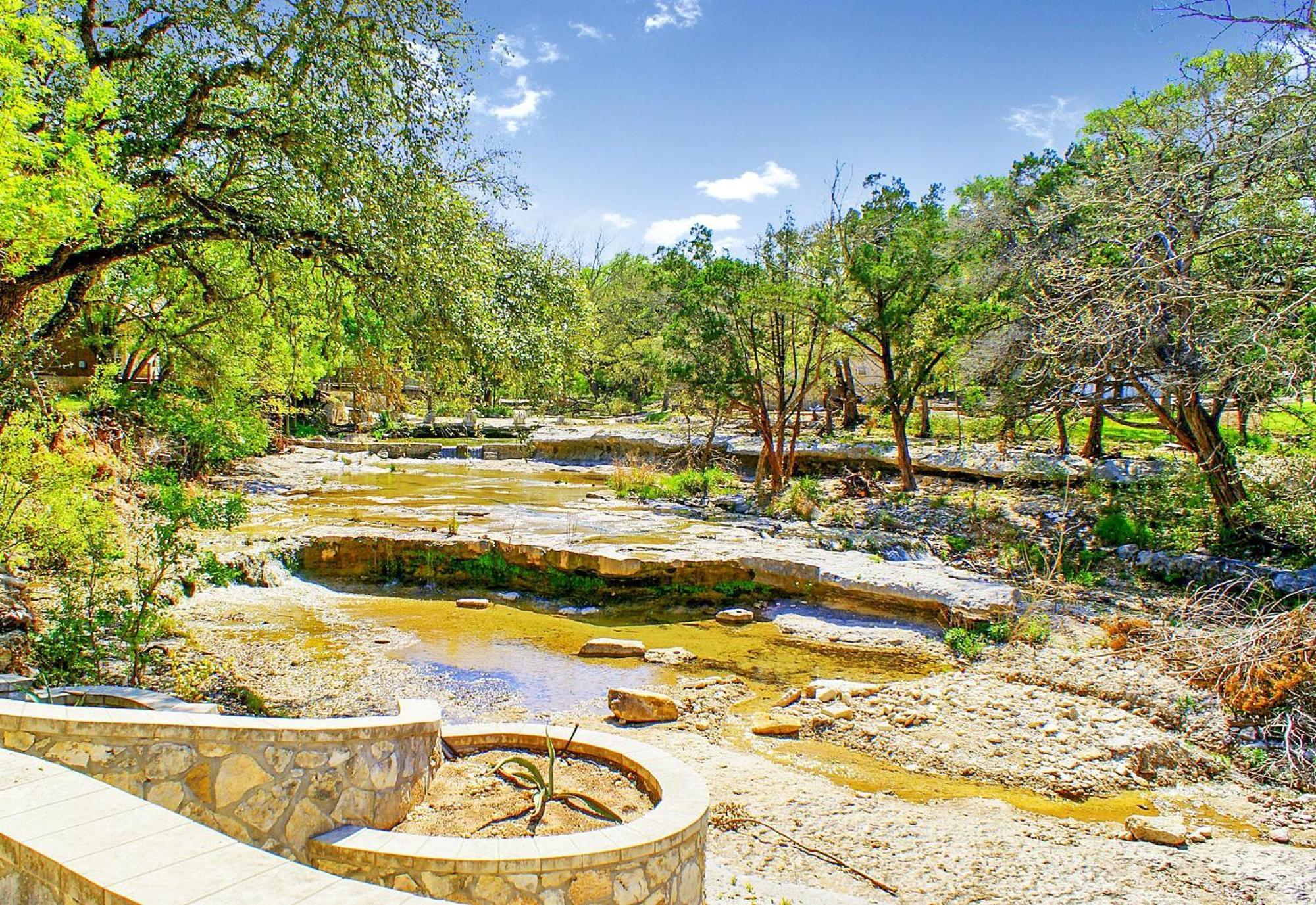 Creekside Falls Wimberley Kültér fotó